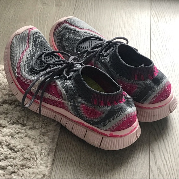 Nike Free Flyknit 3.0 - Picture 2 of 5